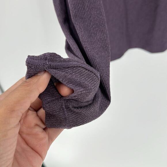 Athleta Untempo Ribbed Henley Long Sleeve Tee purple casual  thumb holes size S - Picture 6 of 8
